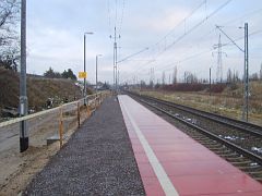 2007-11-27.142_poznan_junikowo,trasa,peron,312,6km