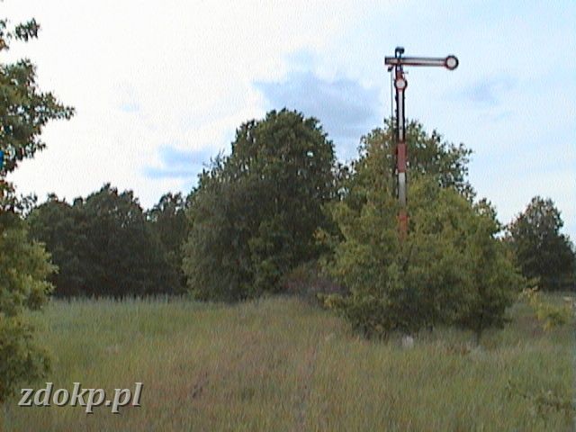 DSC00062.JPG - linia Grodziec May - Kolsko; stacja Lipinka Gogowska; semafor wjazdowy B1/2 od strony Wschowy