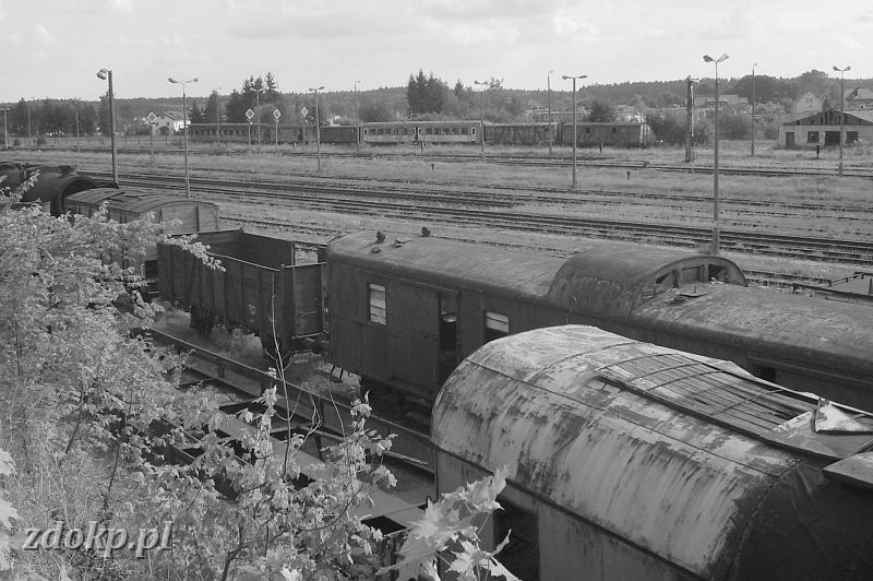 2008-08-26.218_koscierzyna,skansen.JPG - Skansen Kocierzyna, odstawiony tabor (pozostae fotki   stacji Kocierzyna   w dziale    infrastruktury  ) 