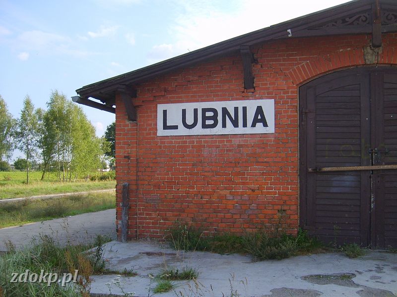 2008-08-26.291a_lubnia,magazyn_napis.JPG - stacja Lubnia, magazyn (pozostae fotki   stacji Lubnia   w dziale    infrastruktury  ) 