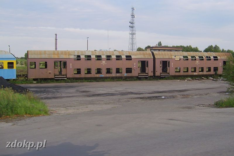 2008-08-26.574_chojnice,ciecie_bhp.JPG - stacja Chojnice, wybebeszone Bhp (pozostae fotki   stacji Chojnice   w dziale    infrastruktury  ) 